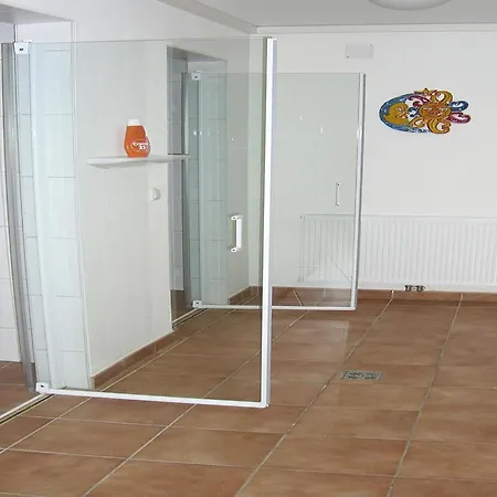Amadeus, Apartamento *