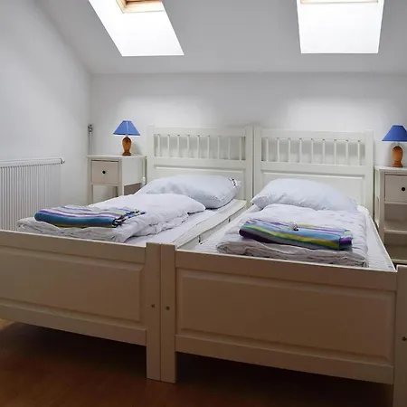 Amadeus, Apartamento *